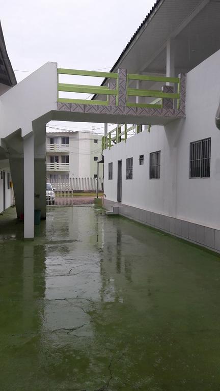 Pousada Verdes Mares Guaratuba Exterior foto